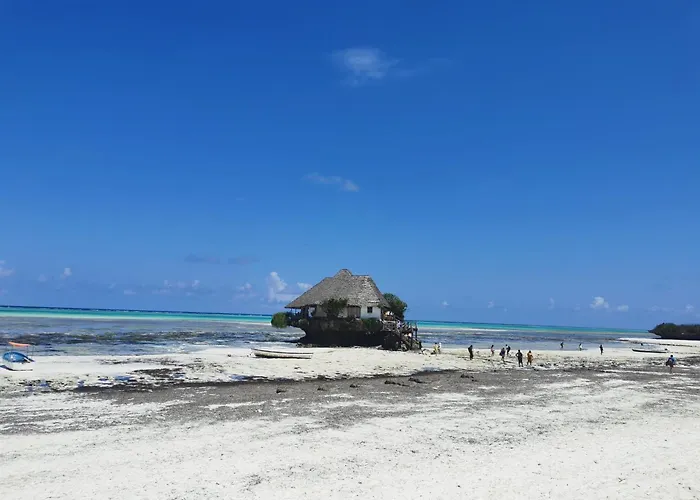 Santa Rita Lodge